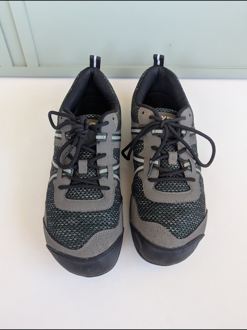 Men's Green & Gray Athletic Mesh Sneakers - Picture 3 of 10